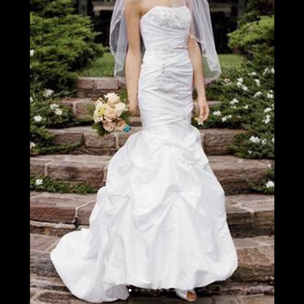 Gorgeous strapless mermaid type wedding gown